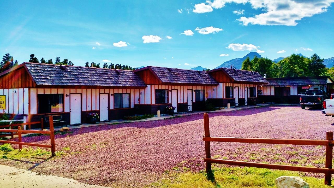 East Glacier Motel & Cabins East Glacier Park Village ภายนอก รูปภาพ